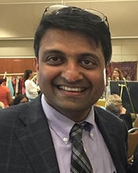 Dr Harish Hosalkar (President of SAPI-San Diego Association of Physicians of Indian Origin)
