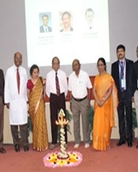 Dr Hosalkar, AO-Visting Professor, and International Faculty member at the ‘Hip Preservation