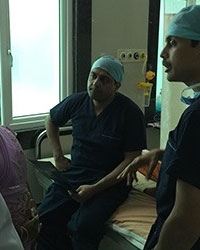 Dr Hosalkar discussing patient-care and management options with Dr Rajkumar at Ganga Hospital, Coimbatore.
